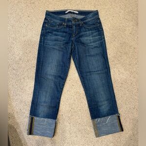 Woman’s Joe’s Denim Capri Cropper Pant. Size 24. Great condition.